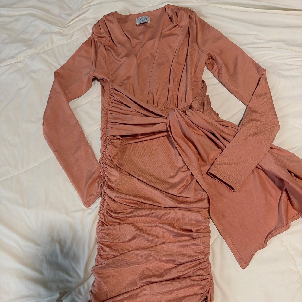 Oh Polly bodycon low plunge mini dress